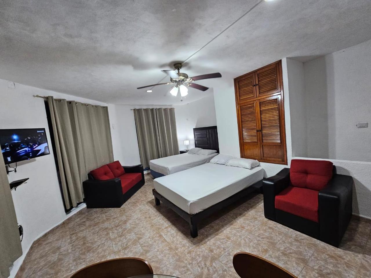 Aparment Islamujeres Of Love-ctr In Main Street Isla Mujeres